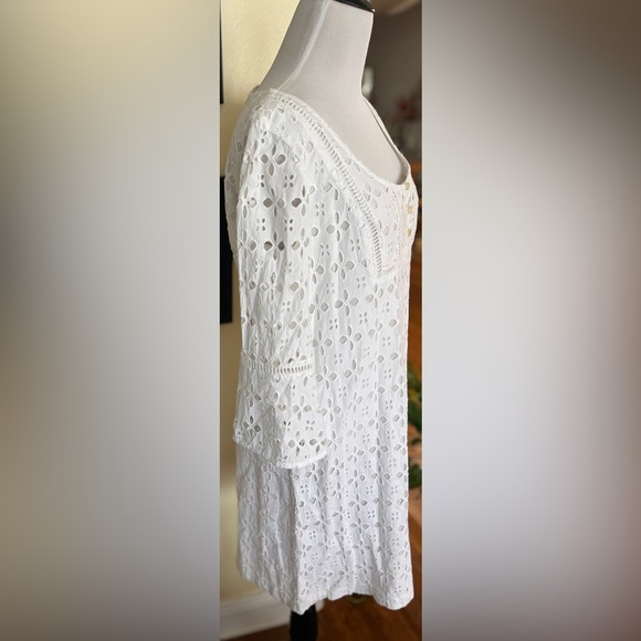 White Eyelet Coverup Dress Embroidered Cutout 3/4 Trumpet Sleeve Boho Shift 6 - Picture 3 of 8